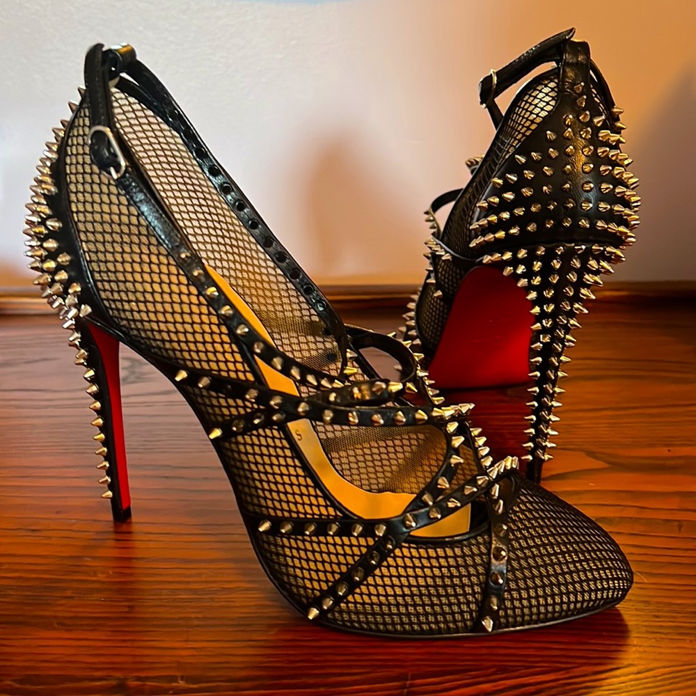 Christian Louboutin 100 Rete Black/Silver Spike Mesh Sandals Heels Studded NIB